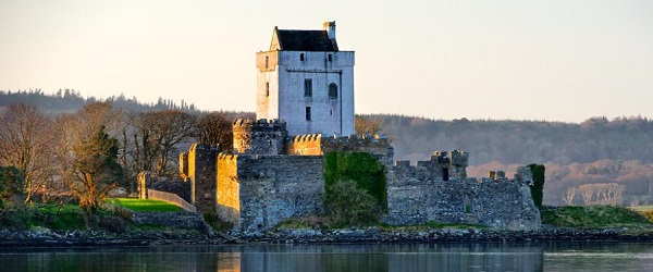 doe castle